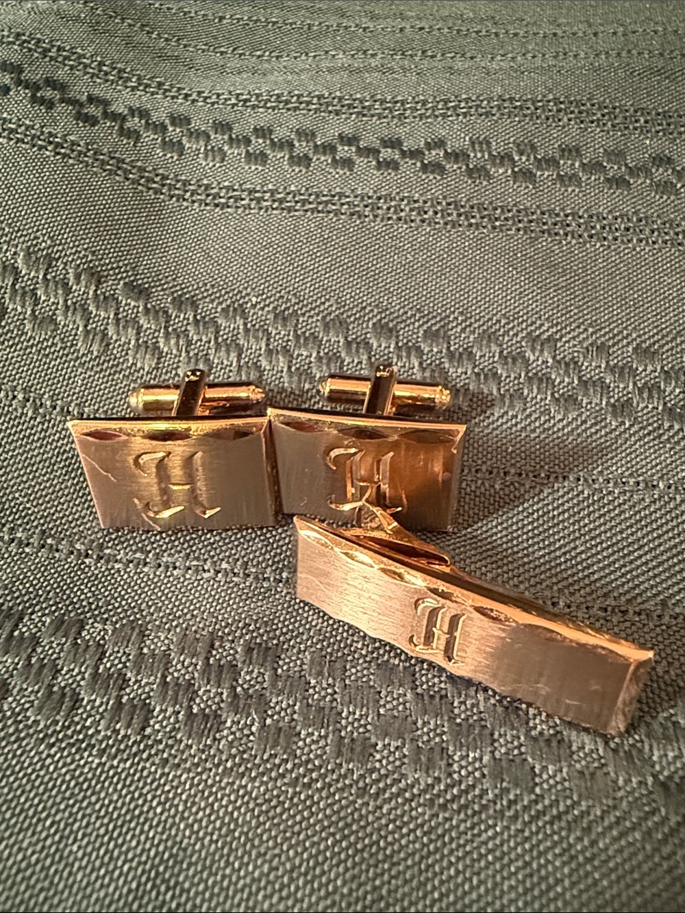 Classic Vintage Gold 'H' Cufflinks and Tie Clip Set